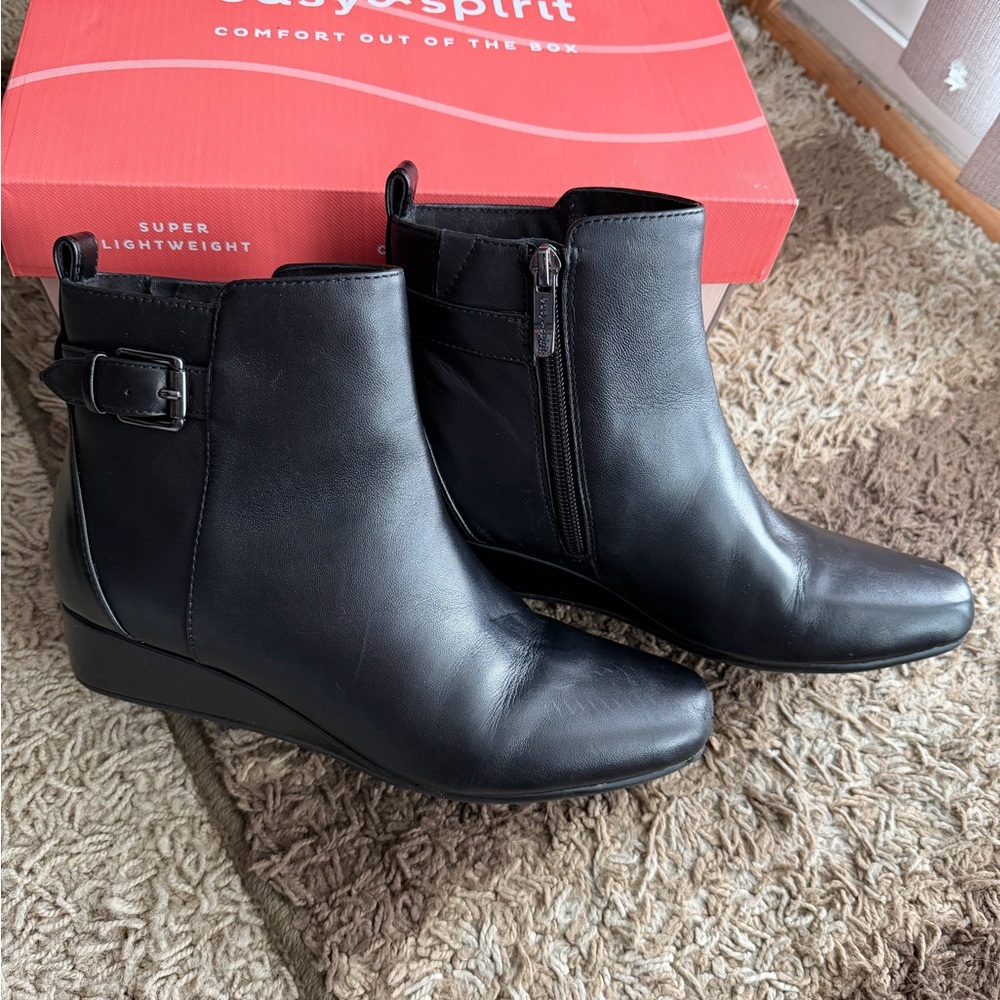 Easy Spirit Black Georgia Booties Sz 7M Zipper Side Comfy And Stylish